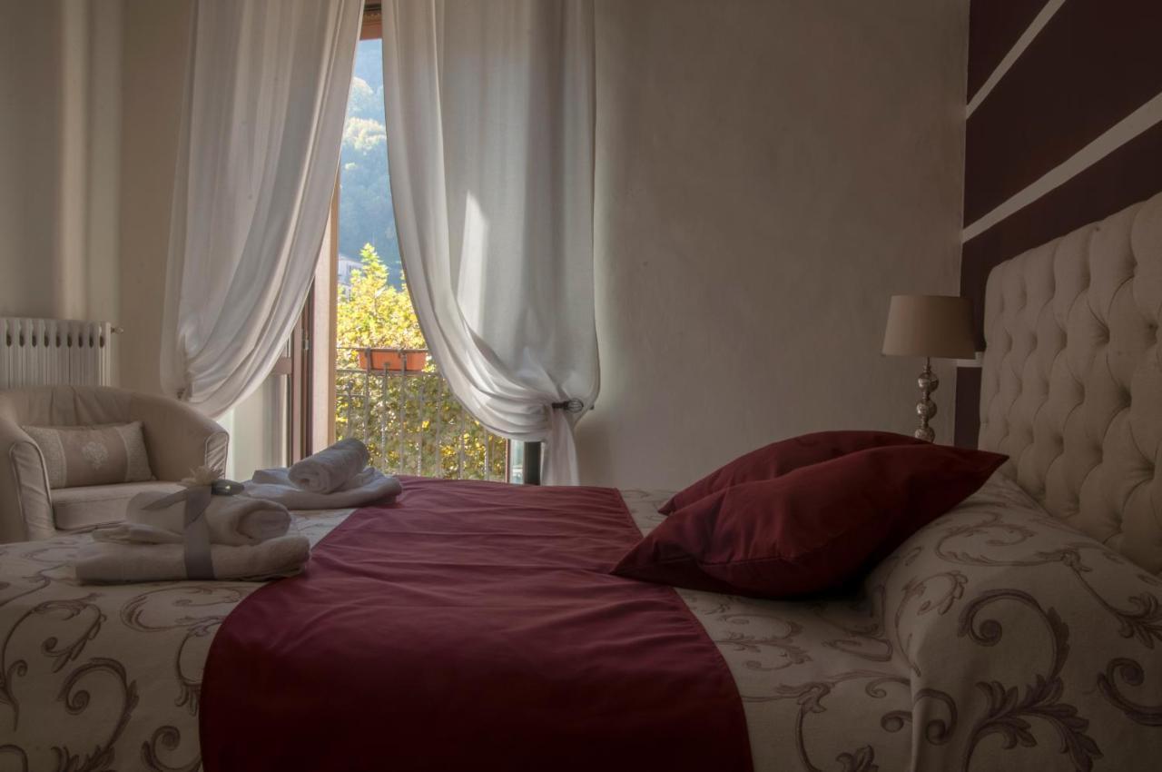 Bed and Breakfast Le Finestre Sulla Piazza Boiano Экстерьер фото
