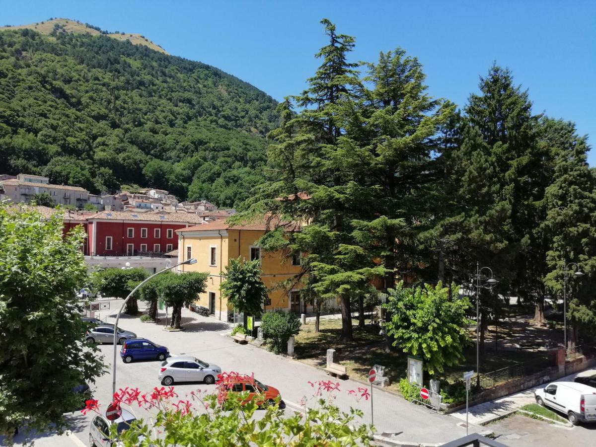 Bed and Breakfast Le Finestre Sulla Piazza Boiano Экстерьер фото